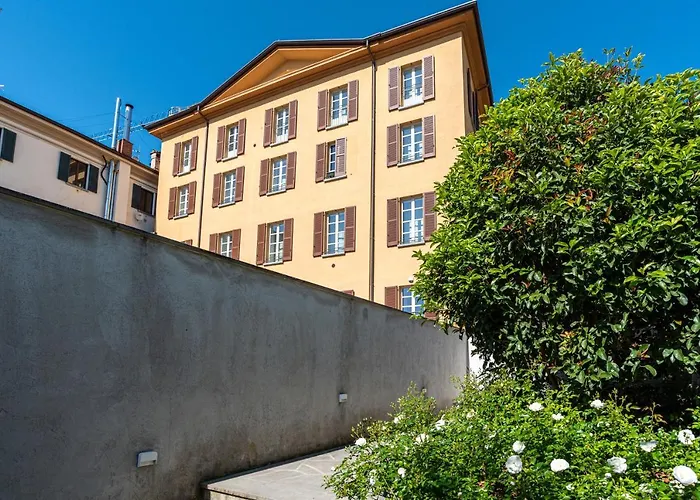 Maioliche Griante Апарт-отель Cadenabbia