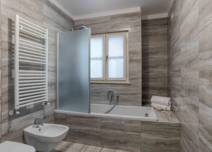 Апарт-отель Maioliche Griante