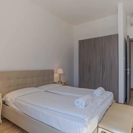 Ξενοδοχείο με διαμερίσματα Maioliche Griante 4*