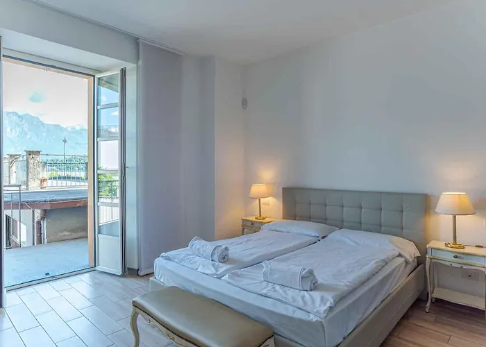 Apart Otel Maioliche Griante 4*